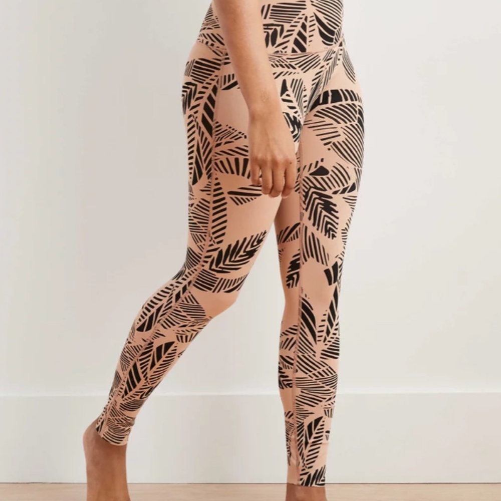 Aerie Move Printed High Waisted 7/8 Legging